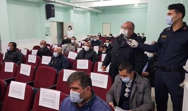 Vali Polat muhtarlarla bir araya geldi