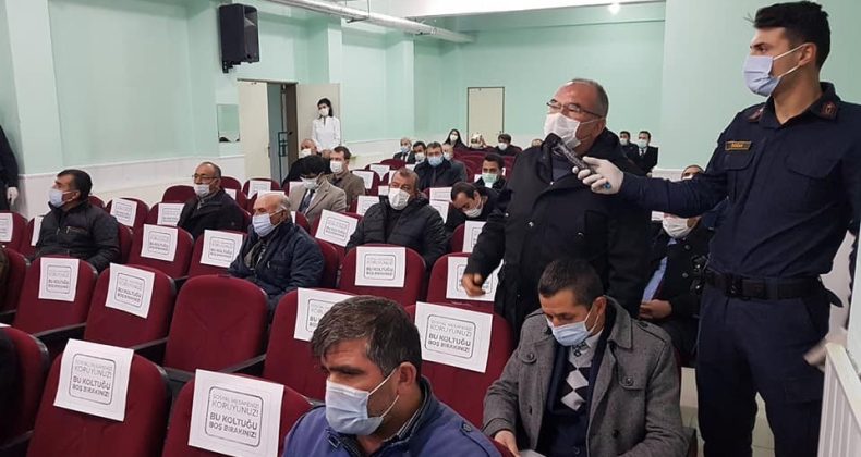 Vali Polat muhtarlarla bir araya geldi