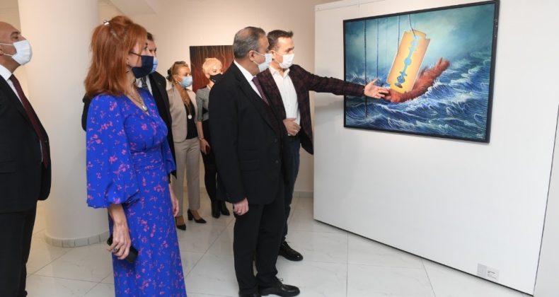 Vali Su, Ahmet Yeşil’in resim sergisini gezdi