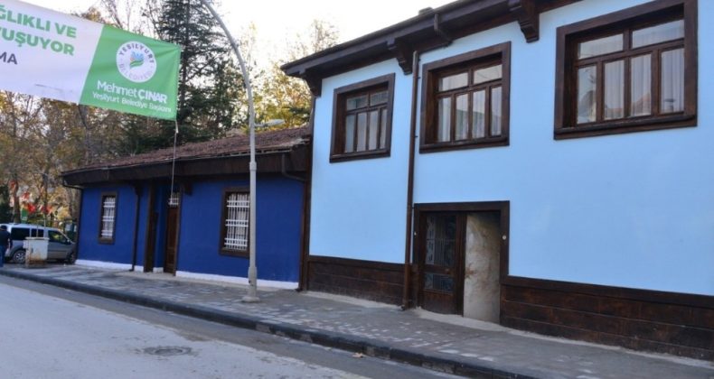 Yeşilyurt’ta sokak sağlıklaştırma çalışmaları devam ediyor