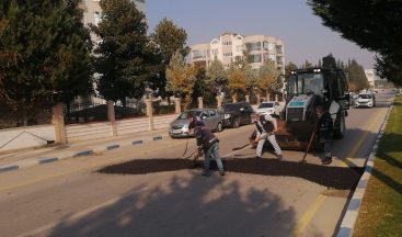Yollardaki bakım işleri aksatılmadan devam ediyor