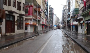 Zonguldak’ta cadde ve sokaklar boş kaldı
