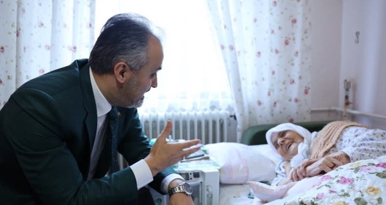 60 bin hastaya 879 bin sağlık hizmeti