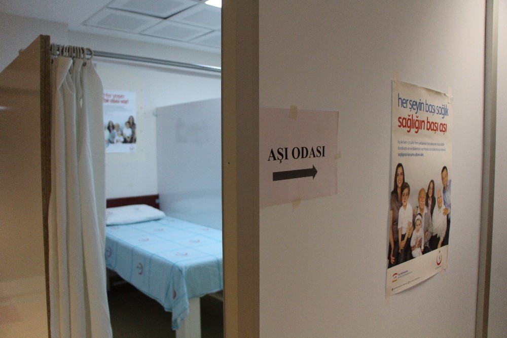 Amasya’da sağlık tesislerinde Kovid-19 aşı uygulama noktaları hazırlandı