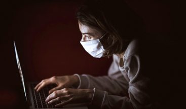 ‘Aşı’da sosyal medyadaki bilgi kirliliğine dikkat