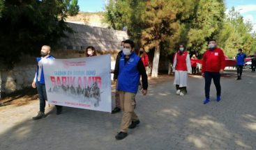 Aydınlı gençlerden vefa yürüyüşü