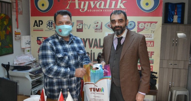 Ayvalık Müftüsü Önal gazetecileri unutmadı
