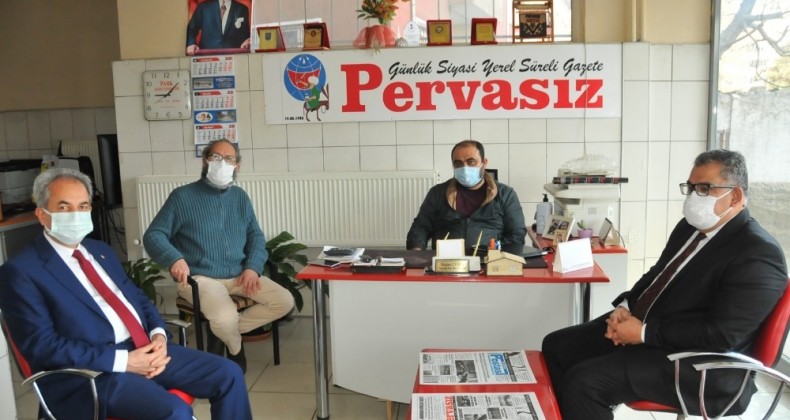 Başkan Akkaya’dan yerel gazete ve radyolara ziyaret