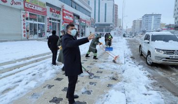 Başkan Fadıloğlu sahada görev yapan personeli ziyaret etti