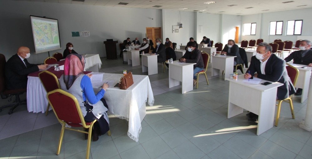 Bayburt Belediyesi Ocak Ayı Olağan Meclis Toplantısı’nın 2. oturumu yapıldı