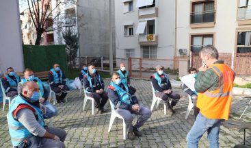 Bayraklı Belediyesinde çalışanlara mesleki yeterlilik sınavı