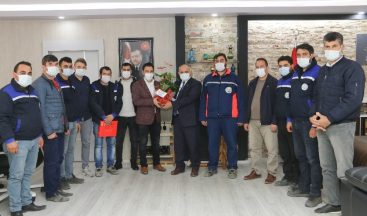 Belediye işçilerinden Başkan Öztürk’e teşekkür