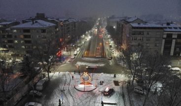 Beyaza bürünen Sultangazi havadan görüntülendi