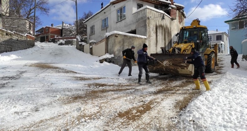 Burhaniye kar sınavında başarılı