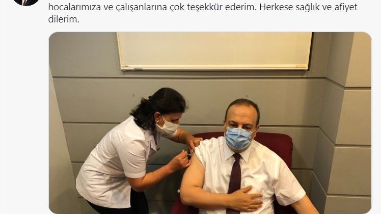 Bursa Valisi Canbolat korona aşısının 2. dozunu da yaptırdı