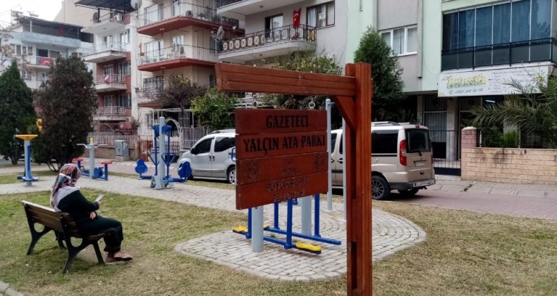 Büyükşehir ekipleri, çocuk parklarını temizliyor