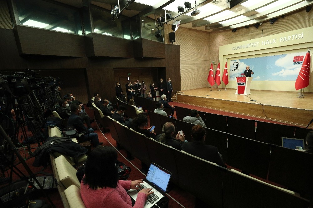 CHP Genel Başkanı Kılıçdaroğlu gazetecilere seslendi: “Size minnet borçluyuz”