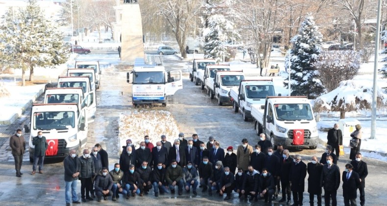 Erzincan’da hibe edilen araçların anahtar teslim töreni yapıldı