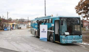 Gezici kütüphane Sincan sokaklarını turlamaya devam ediyor