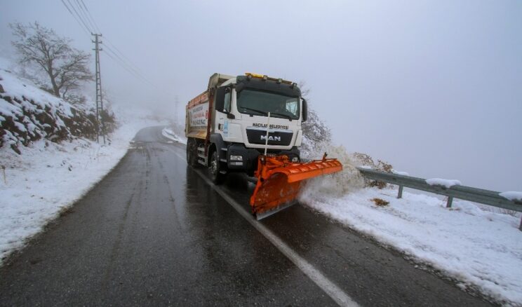 Hacılar beyaza büründü