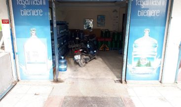 İBB’nin 30 saatlik su kesintisi damacana sulara talebi arttırdı