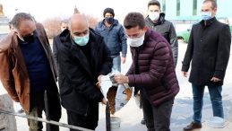 İliç’te sokak hayvanları unutulmadı