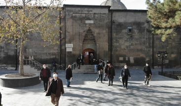 Kayseri merkezdeki camilerde sakinlik yaşandı