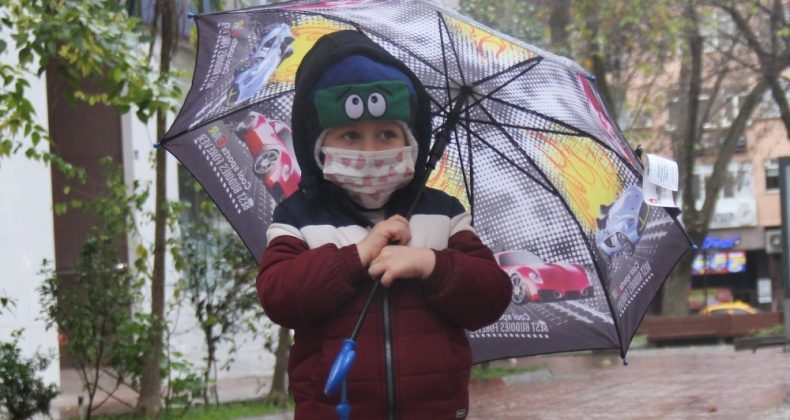 Kocaeli’de uzun süredir beklenen yağmur yeni yılın ilk sabahında yağdı