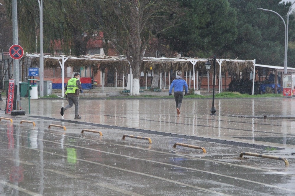 Kuraklık tehlikesinin korkuttuğu Sinop’ta beklenen yağışlar başladı