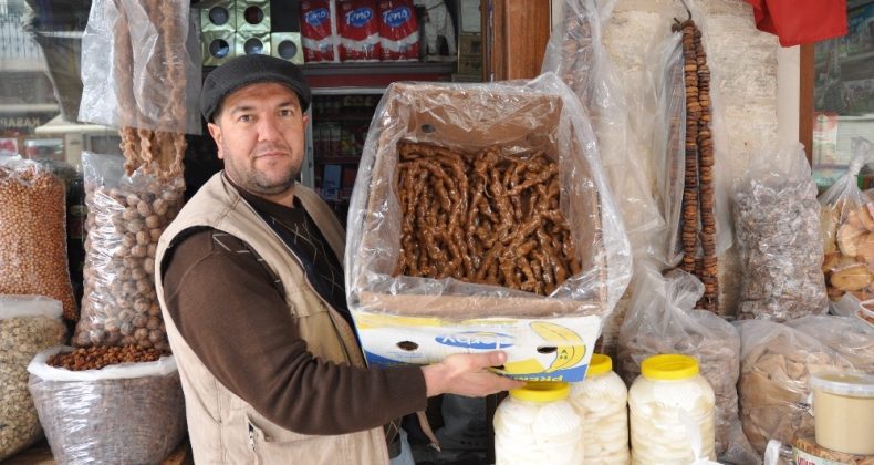 Mardin’in cevizli sucuk ve pestillerine talep arttı