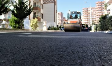 Mersin Büyükşehir Belediyesi, yol çalışmalarını aralıksız sürdürüyor