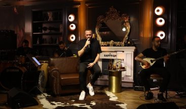 Mersinliler yeni yıla sosyal medya üzerinden yayınlanan konser ile girdi