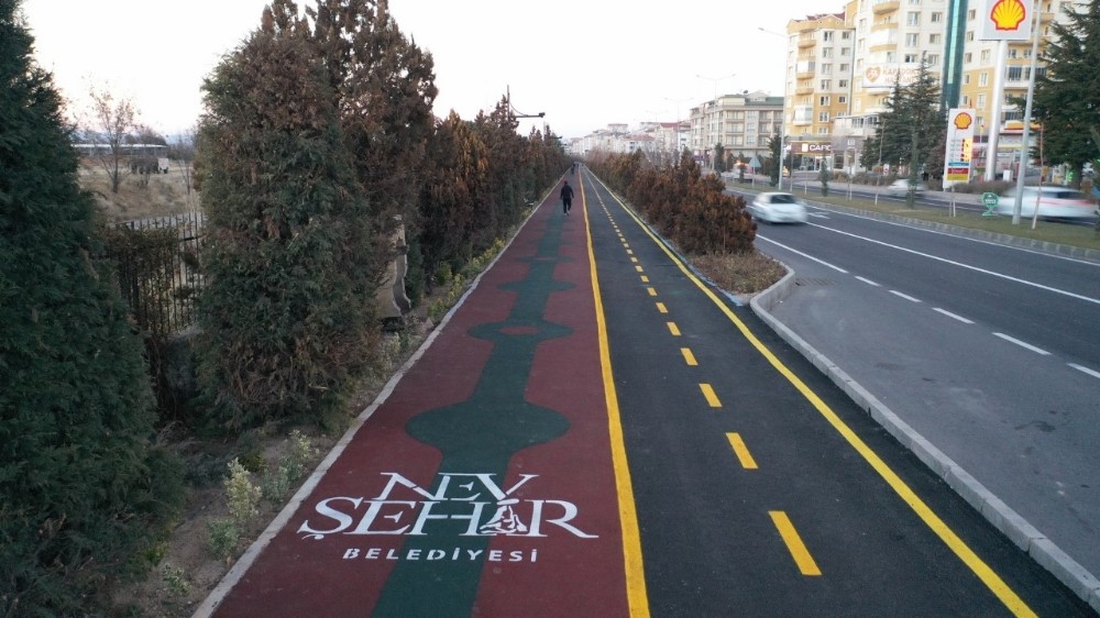 Nevşehir’de yenilenen yürüyüş yolu ve bisiklet yolu hizmete açıldı
