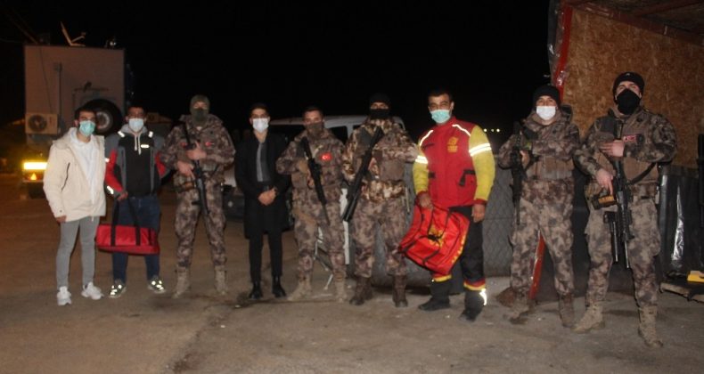 Nöbetteki polislere pizza