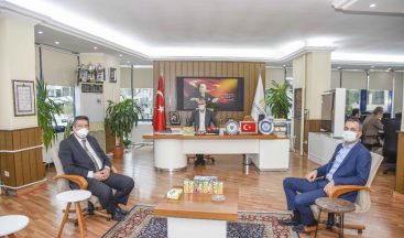 Özkan’dan sağlıkçılara teşekkür