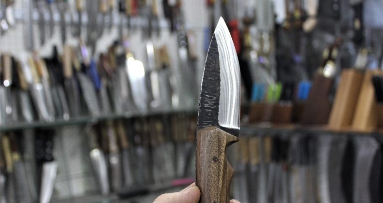 Paslanan bıçaklara rağbet arttı