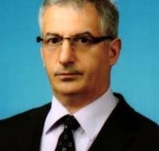 Sağlık meslek yüksekokulu müdürü korona virüse yenildi