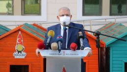 Sokak hayvanlarına sıcak yuva