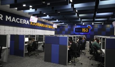 Sokaktaki karın temizlenmesini istemeyen çocuğun talebi gülümsetti