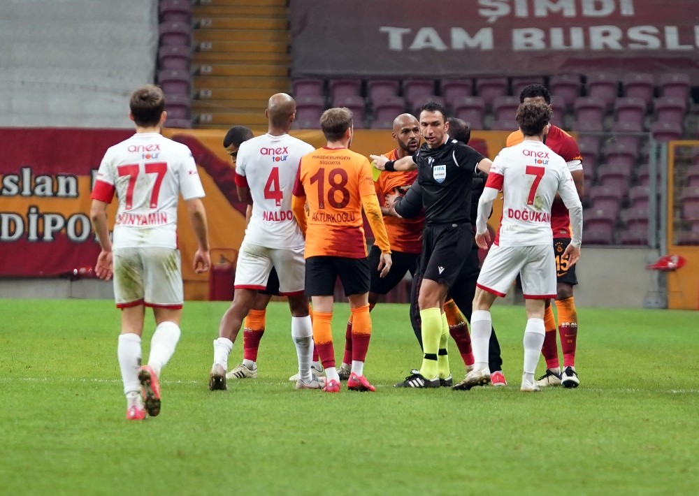 Galatasaray: 0 – Antalyaspor: 0 (Maç sonucu)
