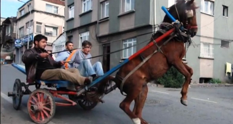 Timurtaş Onan: “Fotoğraf çekerken kendimi kaybediyorum”
