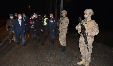 Vali Karadeniz yeni yılı çalışarak geçirenleri unutmadı