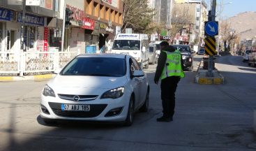 Van caddeleri boş kaldı