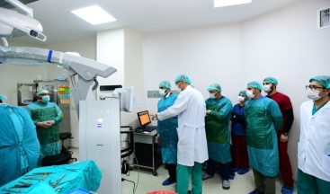 Van’a ‘beyin cerrahi ameliyat mikroskobu’ kazandırıldı