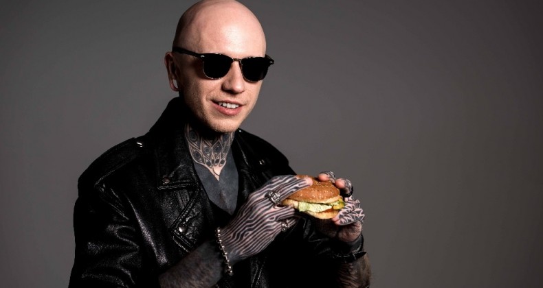 Yanlış beslenme tarzı saç dökülmesini tetikliyor