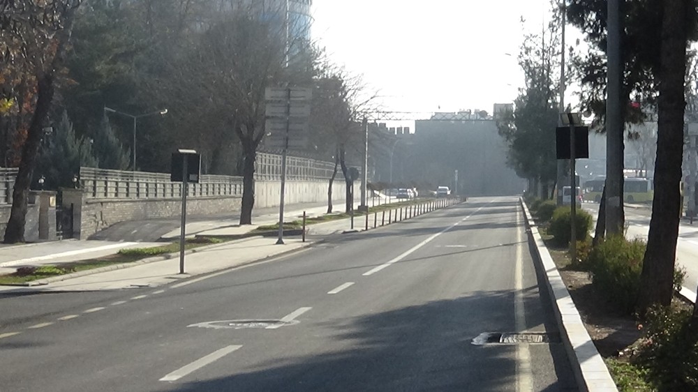 Yeni yılın ilk gününde Diyarbakır’da cadde ve sokaklar boş kaldı