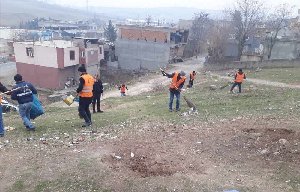 Yenişehir Belediyesi temizlik seferberliği başlattı