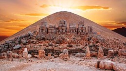 Nemrut Dağı Ziyarete Açıldı